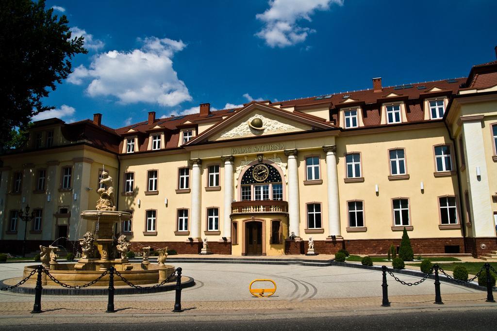 Palac Saturna Czeladź Esterno foto